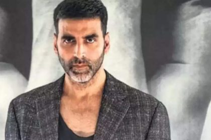 Akshay Kumar recalls a chilling encounter when fan slit his palm with a blade |