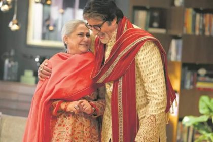 Amitabh Bachchan pens a birthday note for 'better half' Jaya Bachchan, expresses gratitude, says there was 'A quiet family bring in at midnight' | Hindi Movie News