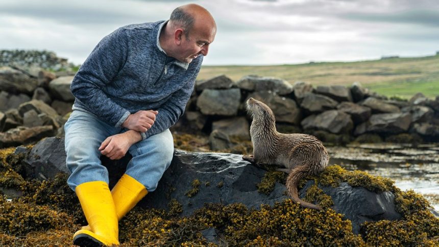 An Otter Love Story' Trailer Shows Couple's Purpose