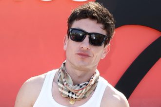 Barry Keoghan Took a Sabrina Carpenter Fancam at Coachella