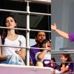 Crowds at the stadium scream 'SRK' as Shah Rukh Khan reaches Eden Gardens for supporting KKR with AbRam, Suhana Khan, Ananya Panday- WATCH videos | Hindi Movie News