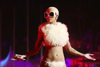 Doja Cat Dazzles Audience At Coachella With Multiple Wardrobe Changes