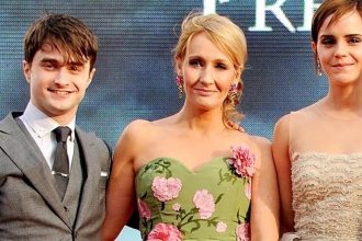 JK Rowling won't forgive Daniel Radcliffe, Emma Watson for their trans rights take: ‘Can save their apologies’ | Hollywood