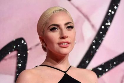 Lady Gaga spotted wearing huge diamond ring, sparking engagement speculation | English Movie News