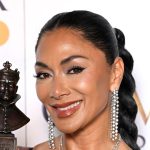 Nicole Scherzinger Wins Olivier Award for ‘Sunset Boulevard’