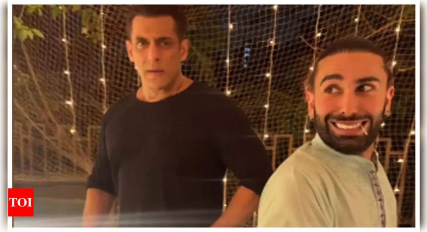 Orry captures memorable moments at Sohail Khan's Eid celebration with Salman Khan |