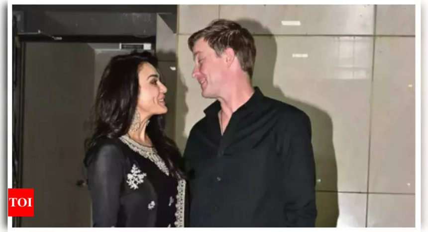 Preity Zinta channels her inner 'Zaara' as she asks husband Gene Goodenough to give paps a smile at Sohail Khan's Eid party: video inside | Hindi Movie News