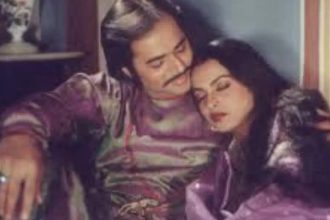 Rekha's fans wielded guns during the shoot of an intimate scene in 'Umrao Jaan', recalls Farooq Sheikh | Hindi Movie News