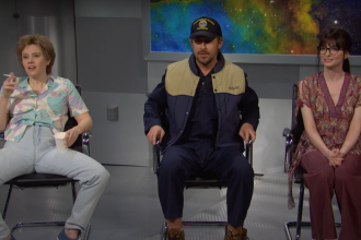 Ryan Gosling and Kate McKinnon Got Abducted By Aliens Again