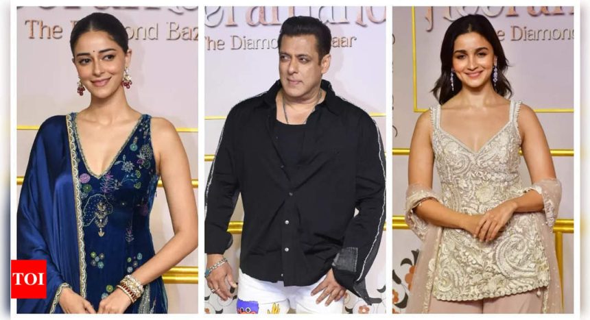 Salman Khan, Alia Bhatt, Rekha, Fatima Sana Shaikh and others light up the red carpet at the premiere of Sanjay Leela Bhansali's 'Heeramandi' - See photos |