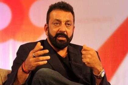 Sanjay Dutt clarifies he is NOT joining politics, urges fans to not believe rumours | Hindi Movie News
