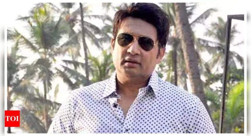 Shekhar Suman takes a dig at young actors being spotted everywhere from airports to gyms: 'They want stardom overnight...' |