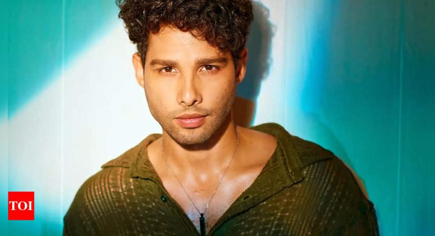 Siddhant Chaturvedi reveals he got rejected from auditions and was bullied in school because of his curly hair | Hindi Movie News