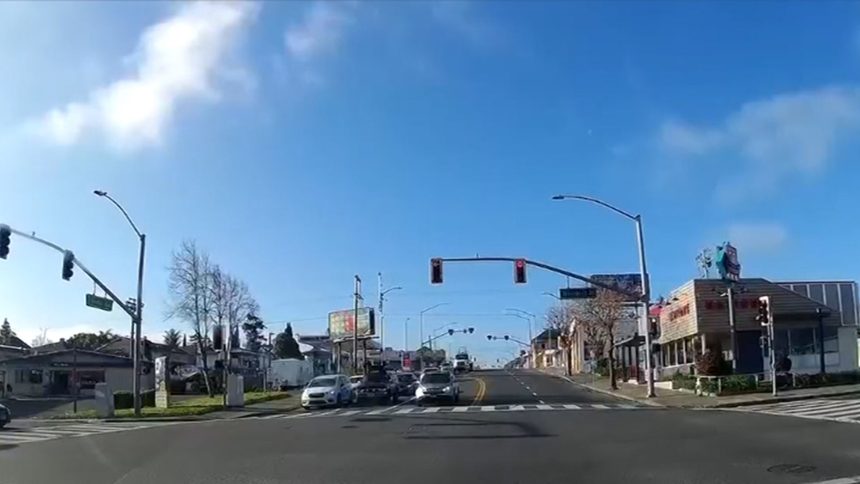 Smash-and-Grab Car Incident Caught on Dashcam, Woman Screams For Help