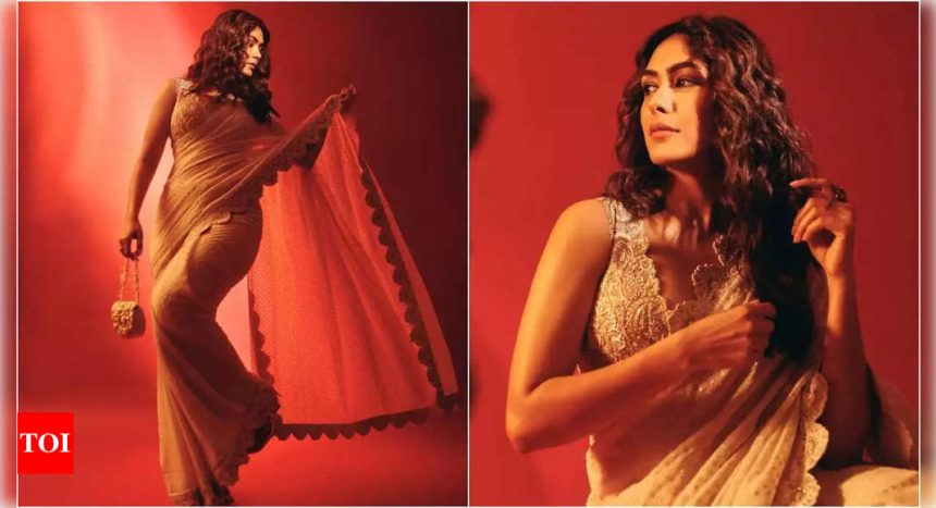 So Expensive: Mrunal Thakur looks regal in her luxurious georgette saree worth Rs 2 lakh | Hindi Movie News