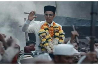 Swatantra Veer Savarkar box office collection: Randeep Hooda starrer hits its lowest number on Monday; collects just Rs 35 lakhs | Hindi Movie News