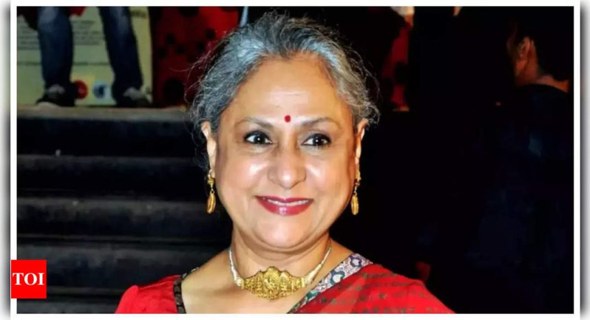 Throwback- When Jaya Bachchan disclosed the reason behind her absence from social media | Hindi Movie News