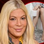 Tori Spelling Lifts Lid On Toilet Habits, Can't Poop Alone, Son Watches