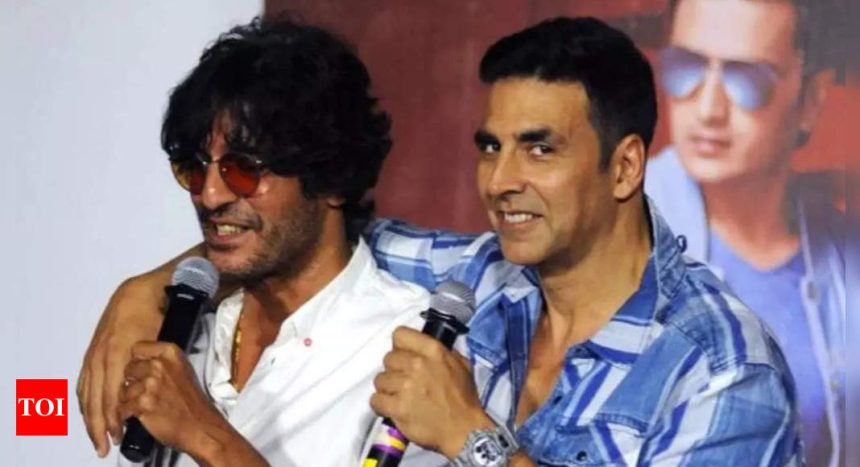 Chunky Pandey says he taught many things to Akshay Kumar about acting; the 'Khiladi' actor joked he had to unlearn it to become a star | Hindi Movie News