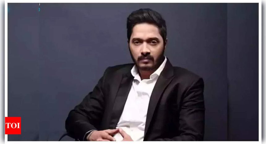 Did Shreyas Talpade suffer from heart attack due to COVID vaccine? Here's what the actor has to say... |