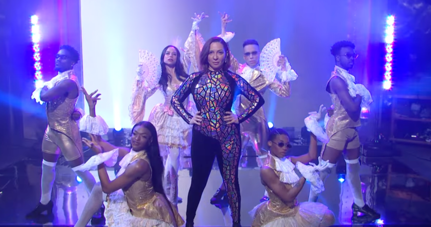 Maya Rudolph Is Mother of the House of Rockefeller on ‘SNL’