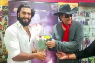 Mukesh Khanna clarifies Ranveer Singh has not been officially cast as Shaktimaan following their meeting | Hindi Movie News