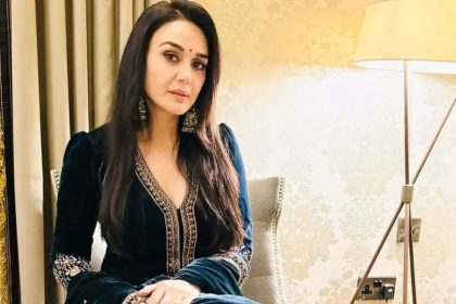 Preity Zinta: Baffled Preity Zinta says 'You guys are scaring me' as paparazzi surrounded her from all corners