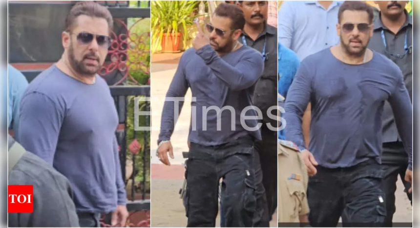 Salman Khan casts his vote nearly at closing time - see pics |