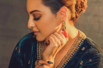 Sonakshi Sinha on being a very private person: I find it awkward to actually romance someone who I'm not involved with | Hindi Movie News