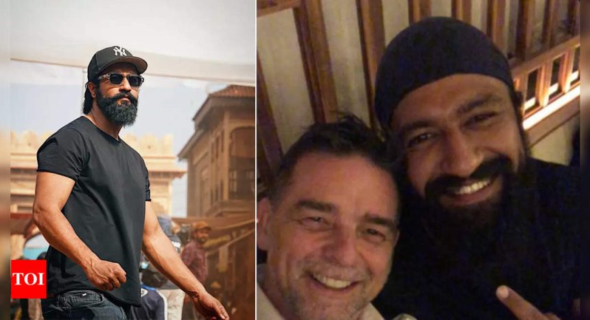 Vicky Kaushal chills with her brother-in-law Mike in London, latter posts a picture of them having dinner together | Hindi Movie News