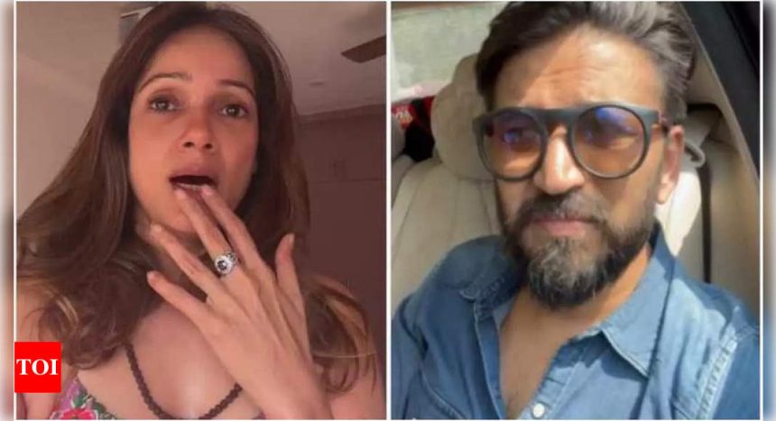 Vidya Malavade, Amit Trivedi express disappointment after being unable to vote in Lok Sabha Elections: Watch | Hindi Movie News