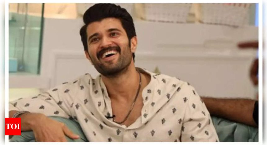 Did you know Vijay Deverakonda had a crush on THESE Bollywood actresses from the 90s? |