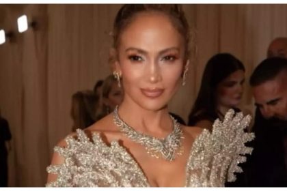 Jennifer Lopez cancels 'This Is Me...Live' tour amidst Ben Affleck split rumors; says 'I am completely heartsick and devastated' |