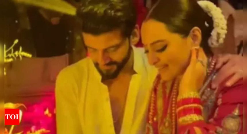 Sonakshi Sinha's third wedding look costs Rs 2.5 lakh | Hindi Movie News