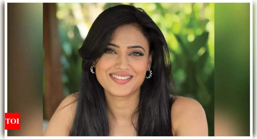 'Indian Police Force' actor Shweta Tiwari opens up about her failed marriages with Raja Chaudhary and Abhinav Kohli: 'When you get cheated...' |