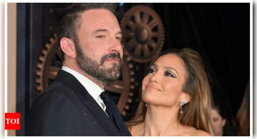 Jennifer Lopez and Ben Affleck's 'divorce papers are done', couple trying to reconcile |