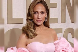 Jennifer Lopez hosts 'Bridgerton' themed birthday bash in the Hamptons; Where was Ben Affleck? | English Movie News