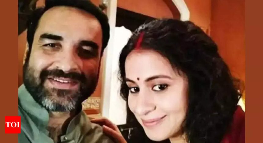 Rasika Dugal recalls her 'fan moment' with Pankaj Tripathi on the sets of 'Mirzapur' | Hindi Movie News