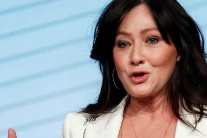 Shannen Doherty, 90210 actor, dies at 53 after cancer battle | Hollywood