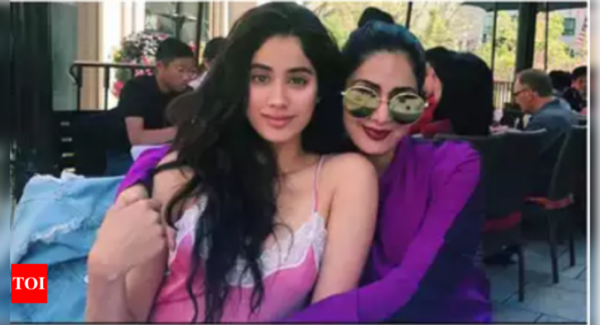 Throwback: When Janhvi Kapoor revealed what her dad Boney Kapoor did when an Italian man hit on Sridevi, 'How dare he...' | Hindi Movie News