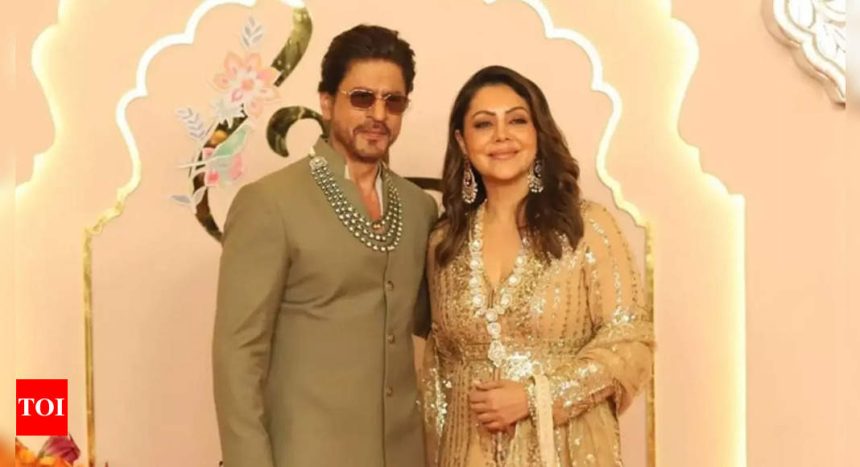 Video of Shah Rukh Khan and Gauri Khan chat-chatting at Anant Ambani and Radhika Merchant's wedding goes viral - WATCH |