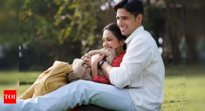 When Kiara Advani revealed that Army officers asked Sidharth Malhotra not to dust his uniform while Shershaah shoot, 'Ye toh humari desh ki mitti hai...' | Hindi Movie News