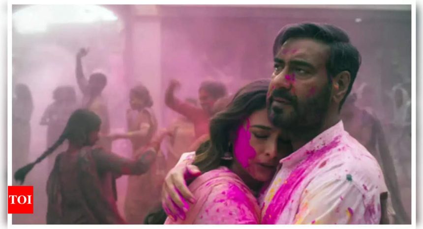 'Auron Mein Kahan Dum Tha' box office collection day 1 early estimates: The Tabu and Ajay Devgn starrer registers lowest opening in 19 years; collects Rs 1.5 crore |