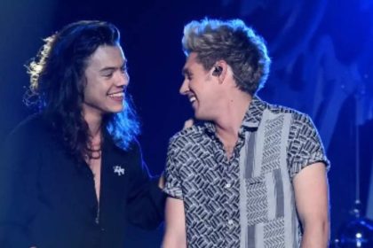 Harry Styles sparks 'One Direction' reunion buzz after attending Niall Horan's Manchester concert - WATCH | English Movie News