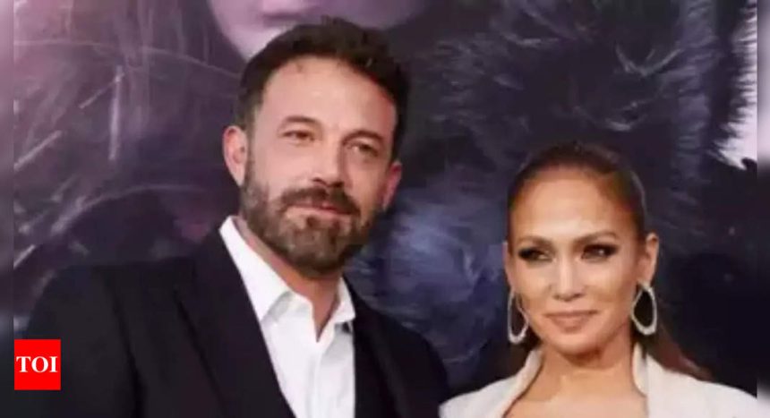 Jennifer Lopez visits Ben Affleck's residence ahead of his birthday |