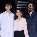 Sonali Bendre steps out for dinner with her husband Goldie Behl, fans say, ‘Their son Ranveer Behl looks like a copy of Sanjay Dutt’ | Hindi Movie News