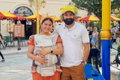 Vikrant Massey and Sheetal Thakur enjoy Singapore getaway with son Vardaan: Pics Inside | Hindi Movie News