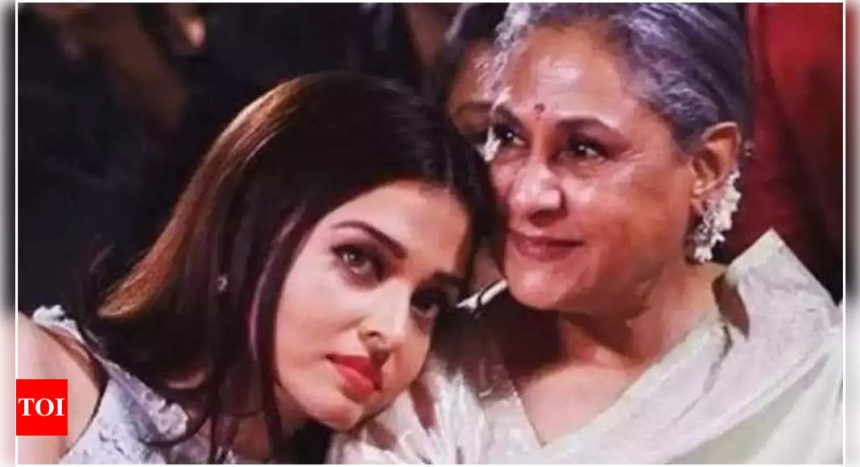 When Jaya Bachchan praises Aishwarya Rai Bachchan's awareness of family friends | Hindi Movie News