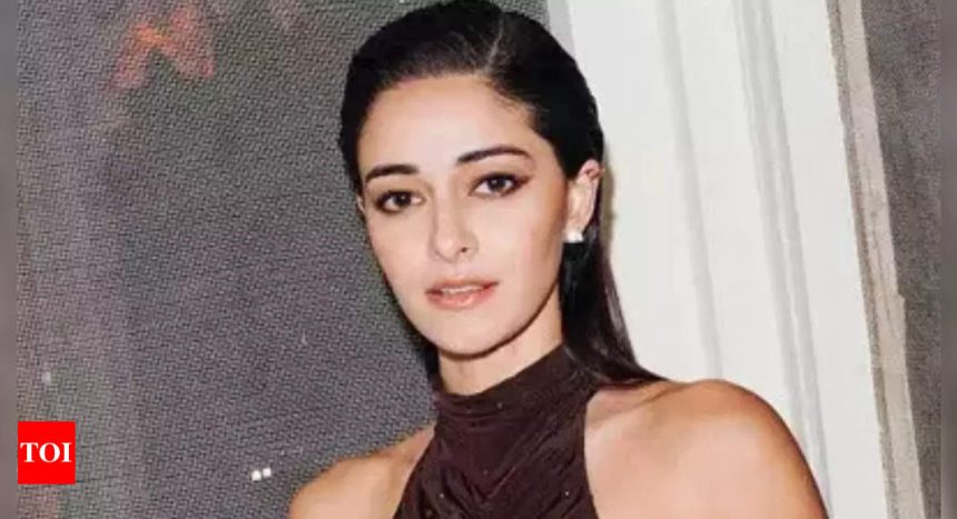 Ananya Panday says she had a red flag approach towards 'Liger' co-starring Vijay Deverakonda, confesses having problems with some dialogues in the film | Hindi Movie News