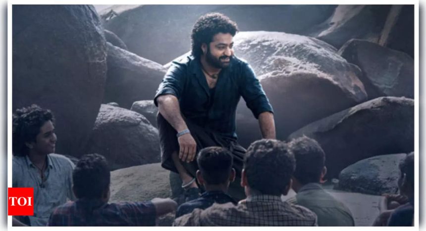 NTR Jr’s Devara sees a dip in premiere show collections in USA | Hindi Movie News